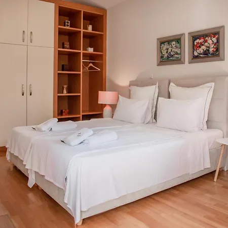 Arethousa Villa Nea Iraklitsa