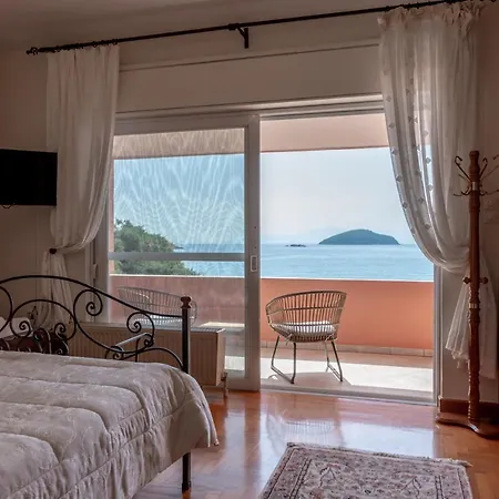 Arethousa Villa