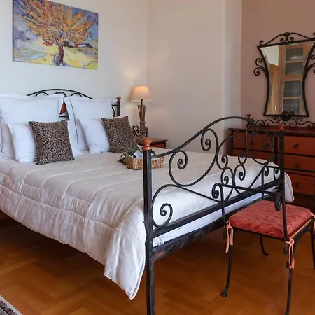 Arethousa Villa *