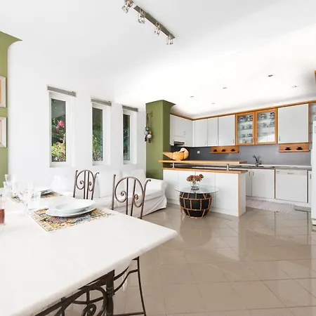 Arethousa Villa *